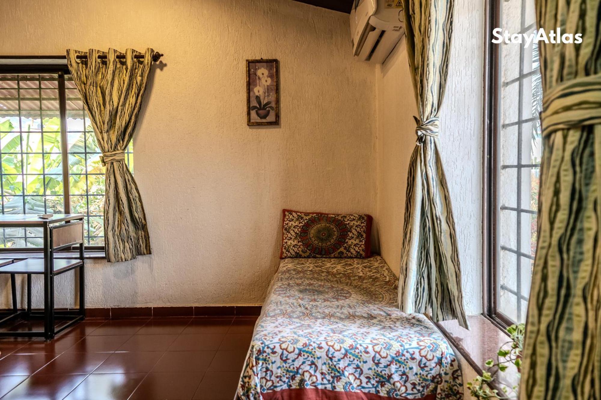 Nysa Villa & Homestay By Stayatlas Igatpuri Exterior photo